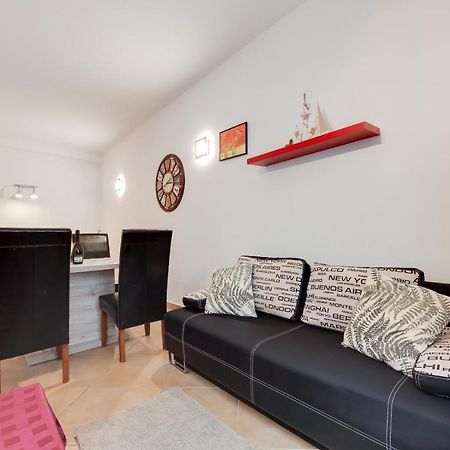 Piran Punta Beach Apartment Екстер'єр фото