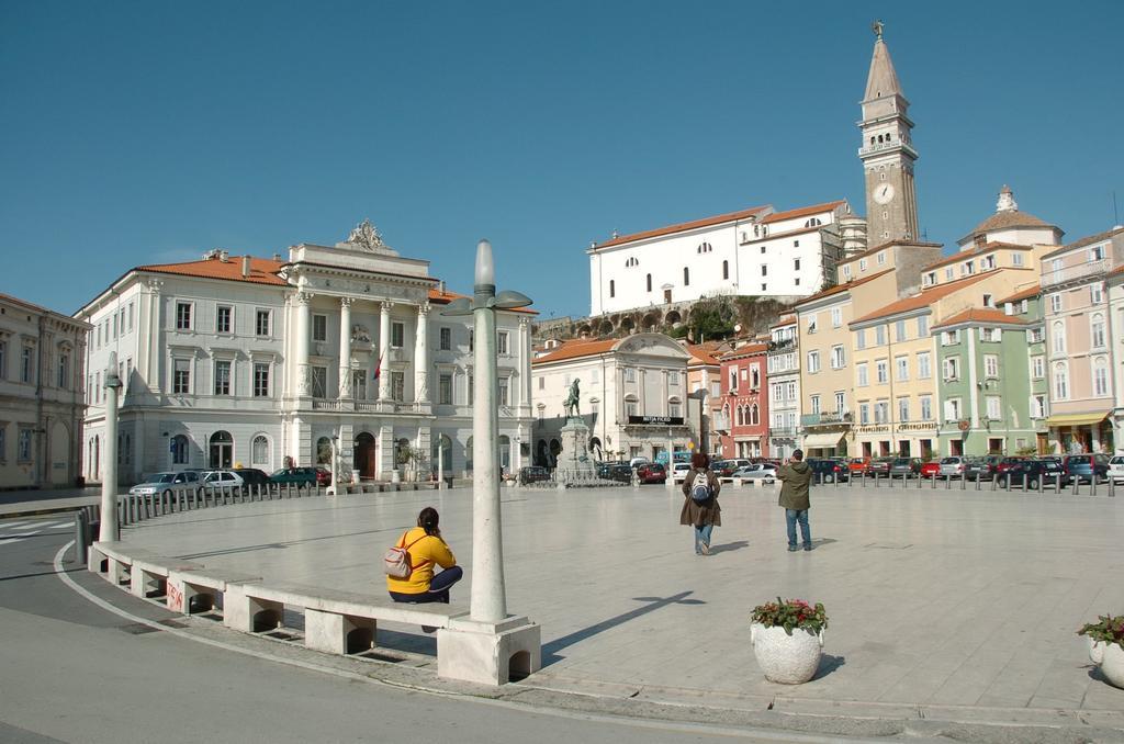 Piran Punta Beach Apartment Екстер'єр фото