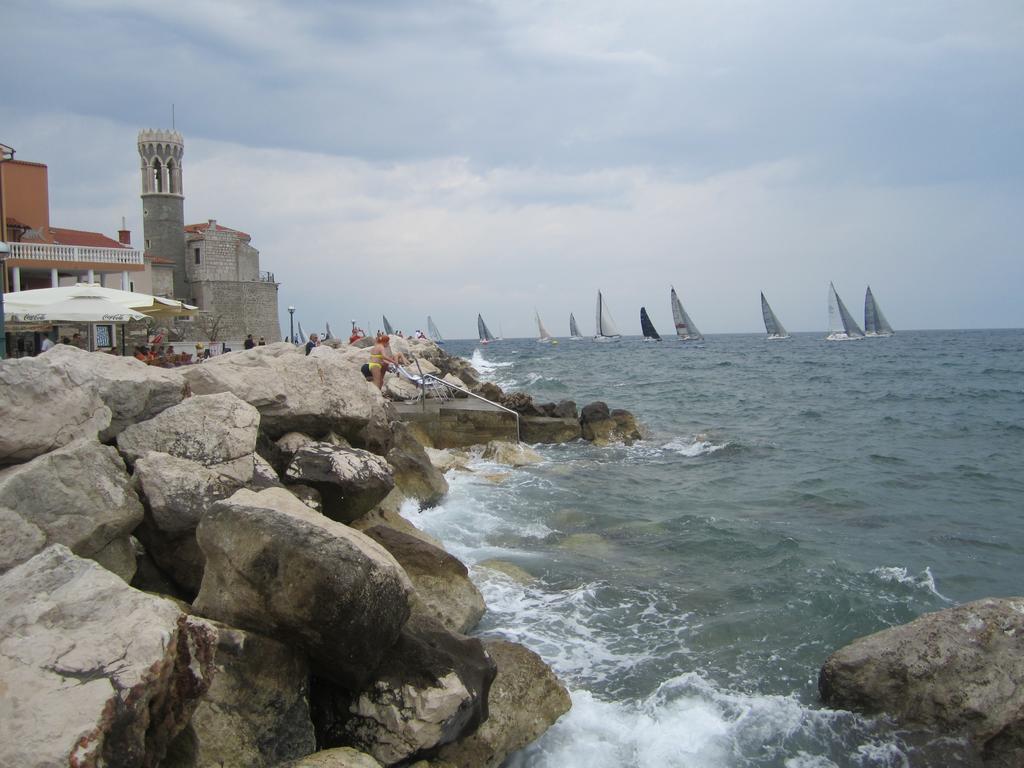 Piran Punta Beach Apartment Екстер'єр фото